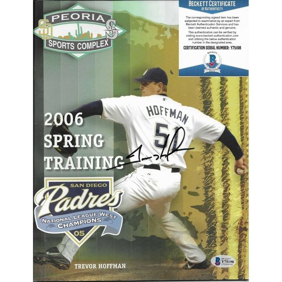 Trevor Hoffman Signed S.D. Padres Magazine Spring Training Beckett BAS Autograph - Picture 1 of 5